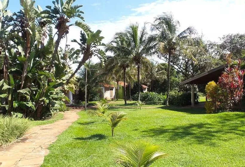 Hotelli Pousada Villa Dei Colori