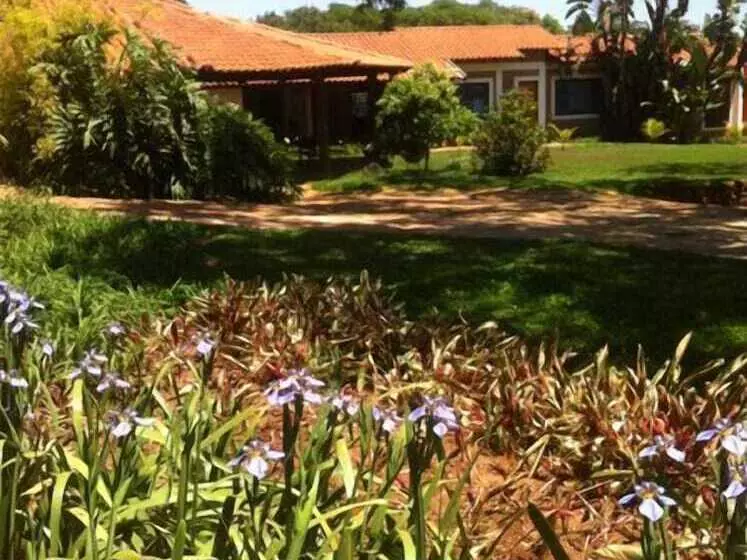 Hotelli Pousada Villa Dei Colori