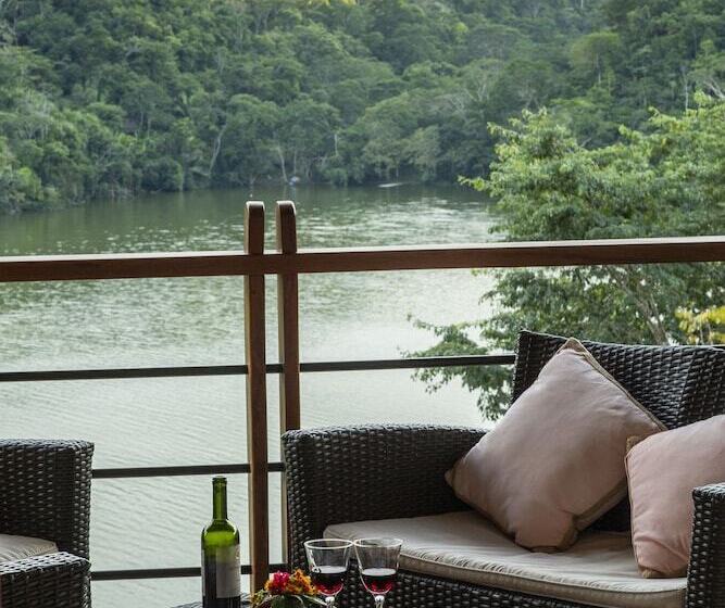 ホテル Sumaj Lagoon Lodge