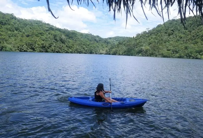 ホテル Sumaj Lagoon Lodge