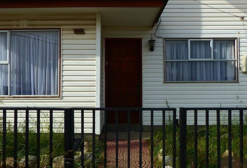 Maytenus Bed And Breakfast Hostel