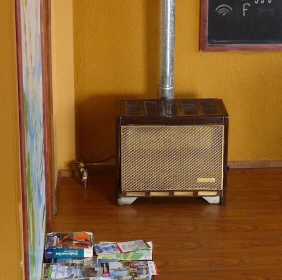 Maytenus Bed And Breakfast Hostel