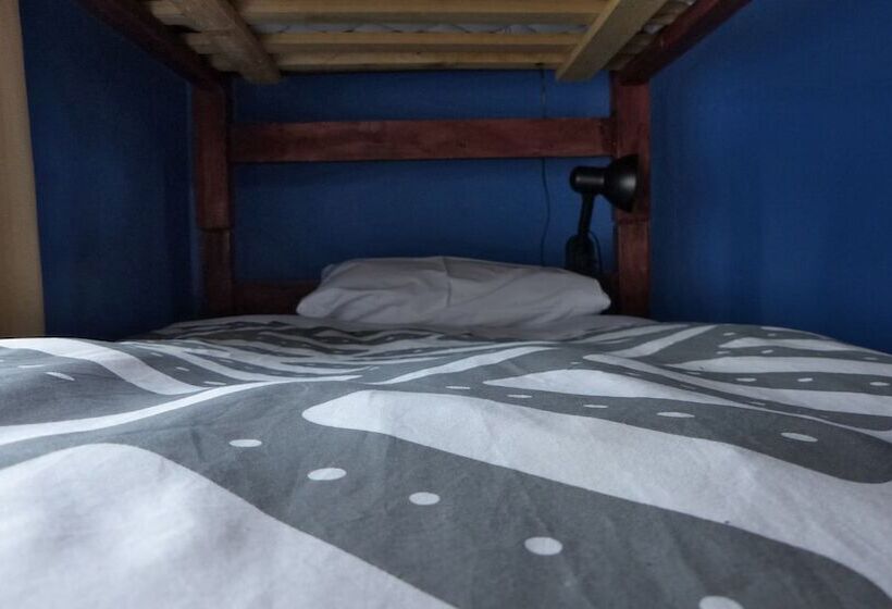 Maytenus Bed And Breakfast Hostel