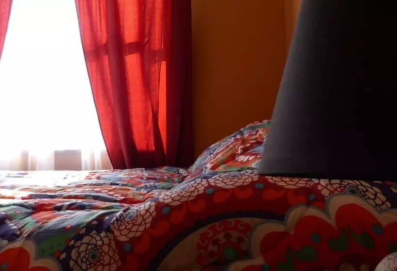 Maytenus Bed And Breakfast   Hostel