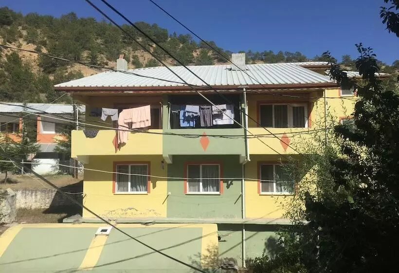 Pavlu Termal Otel