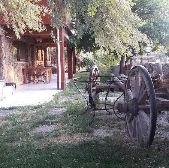 پانسیون Gokceada Uysallar Köy Evi