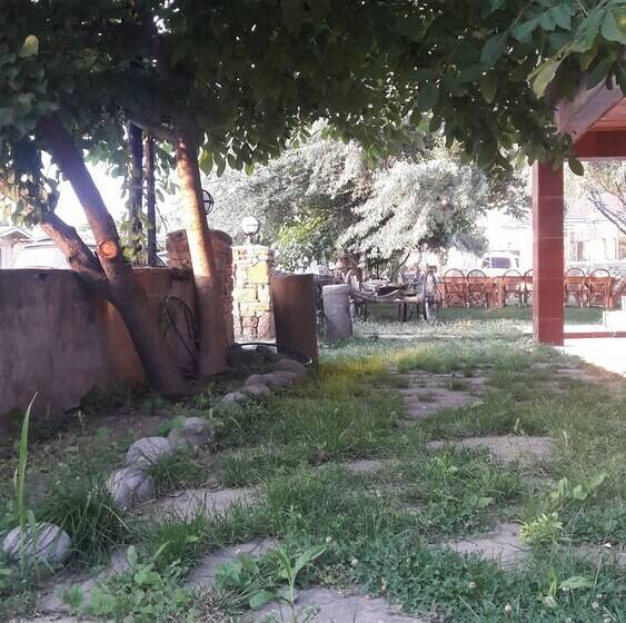 پانسیون Gokceada Uysallar Köy Evi