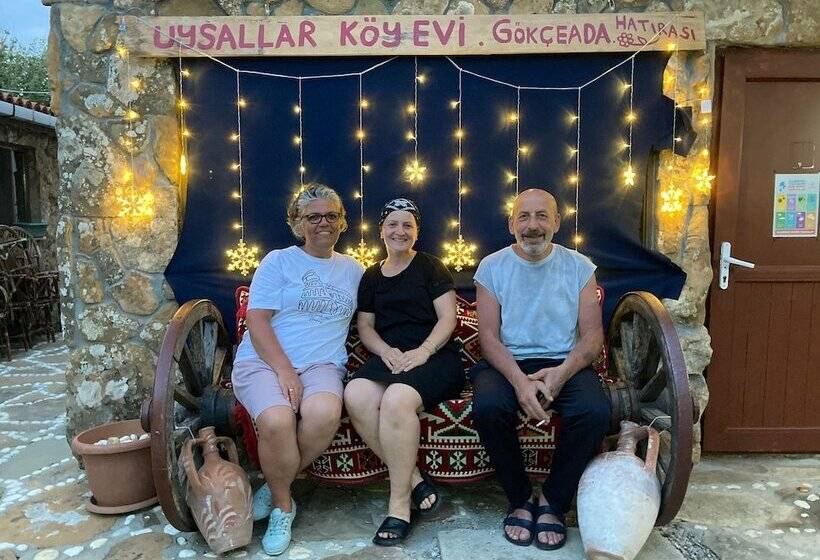 پانسیون Gokceada Uysallar Köy Evi