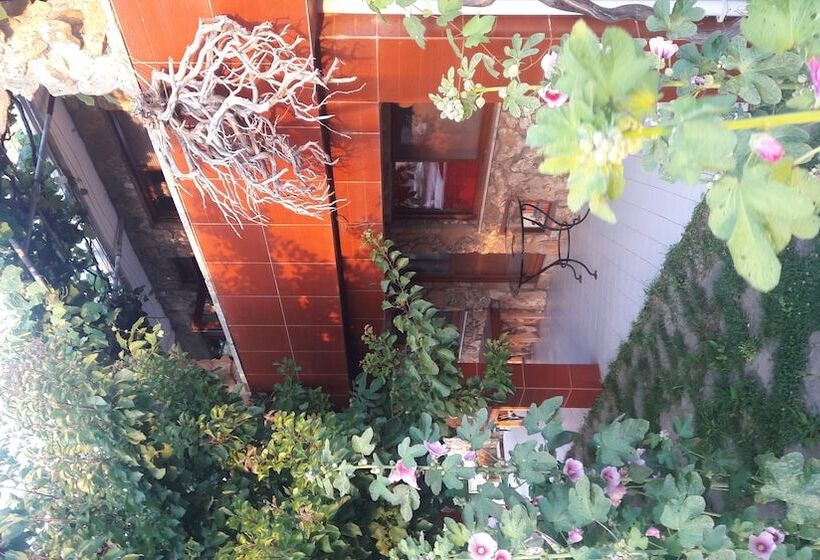 پانسیون Gokceada Uysallar Köy Evi