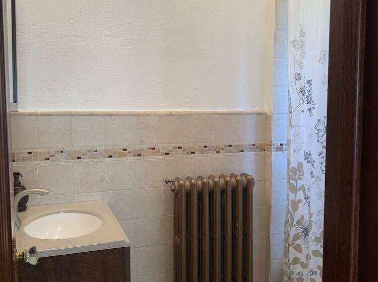 צימר Georgian Garden Inn