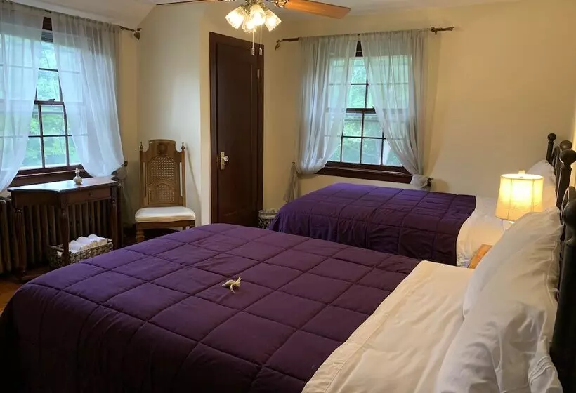 ベッドアンドブレックファースト Georgian Garden Inn