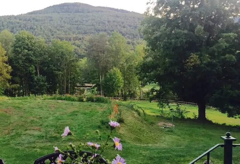 ベッドアンドブレックファースト Georgian Garden Inn