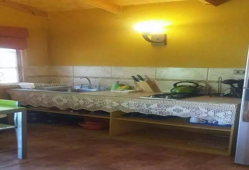 Cabaña Rústica Cristian Paihuano