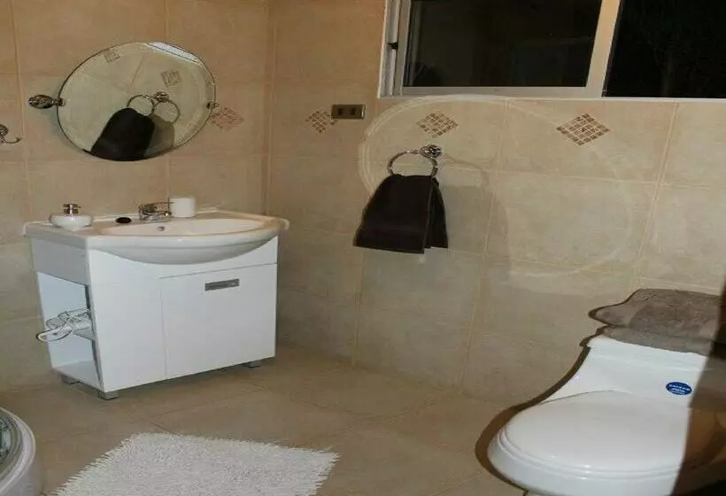 Cabaña Rústica Cristian Paihuano