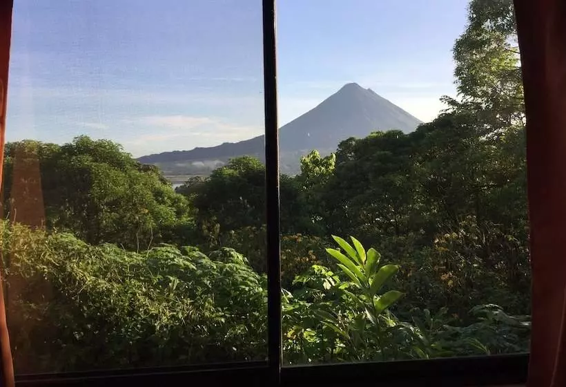 Hostelli Essence Arenal Spa & Yoga