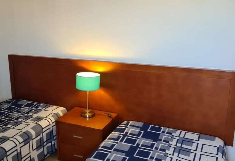 هتل Apartamentos Cabrita