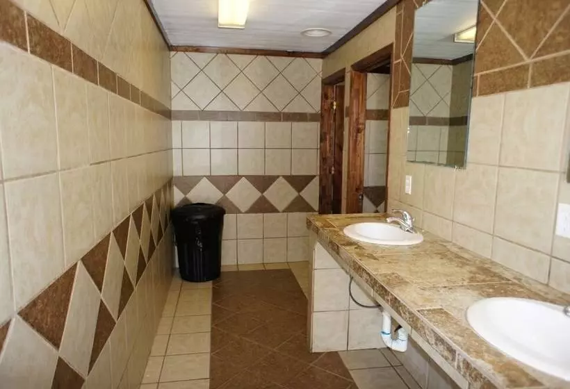 Hotelli Hatteras Sands Camping Resort