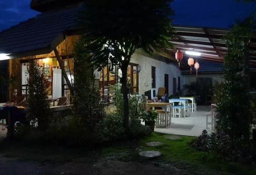 Hotelli Pangsarapee Resort