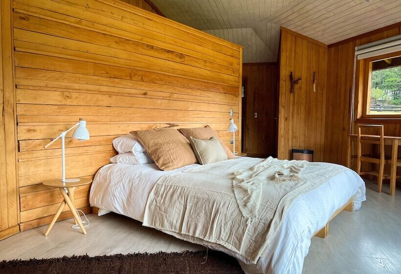 Отель Peuma Lodge Patagonia