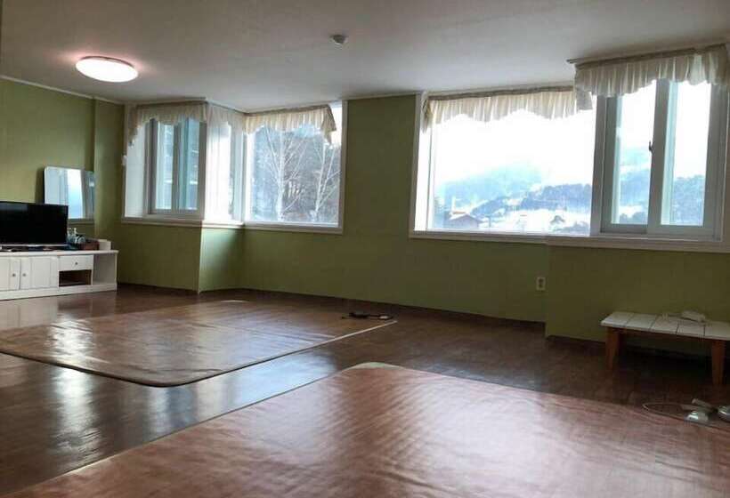 Hotel Phoenix Greentel