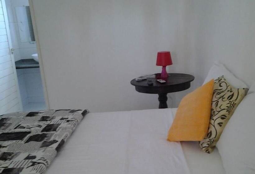 هتل Recanto Do Velejo