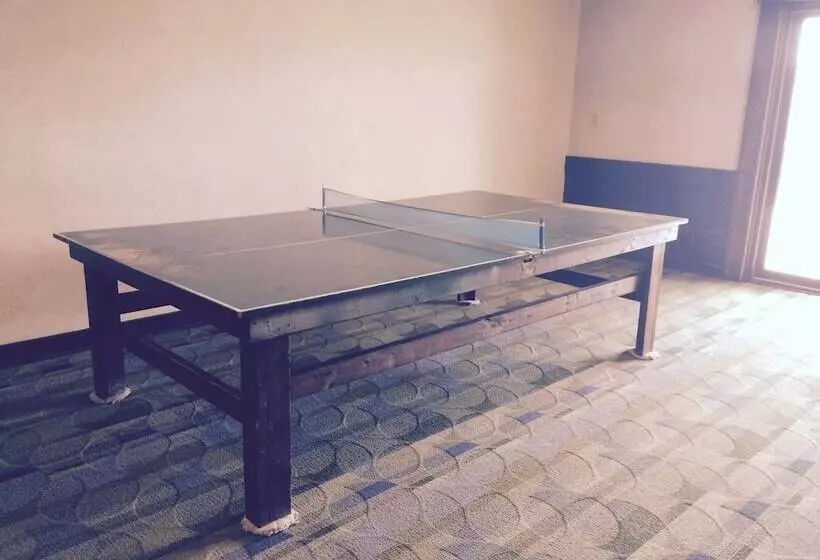 Hotelli The Seasons Lodge