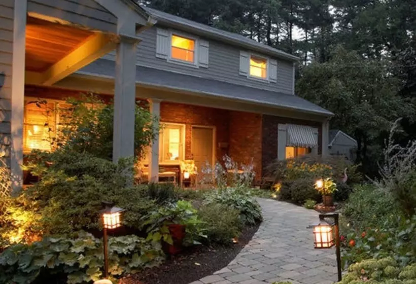 Journey Inn Bed & Breakfast