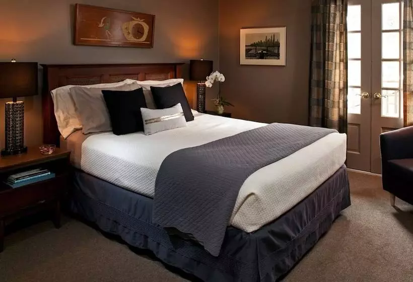 Journey Inn Bed & Breakfast