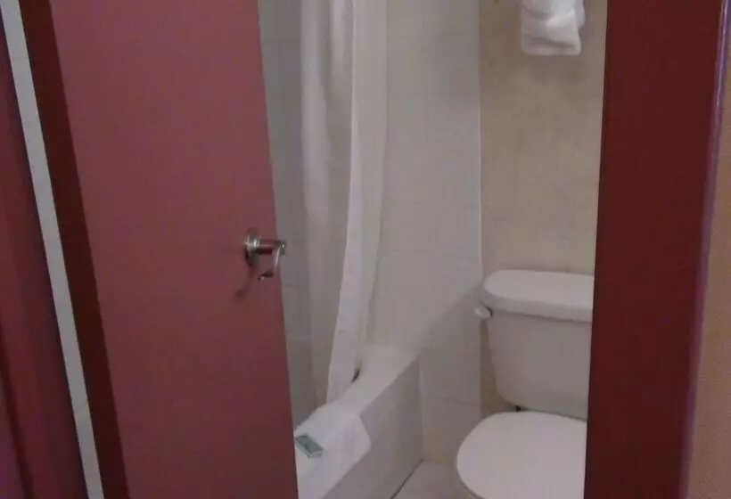 L Orée Des Bois Motel