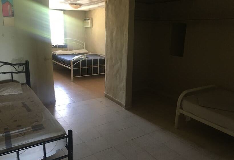 La Perla Del Pacifico   Hostel