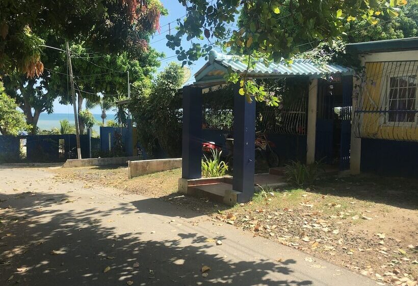 La Perla Del Pacifico   Hostel