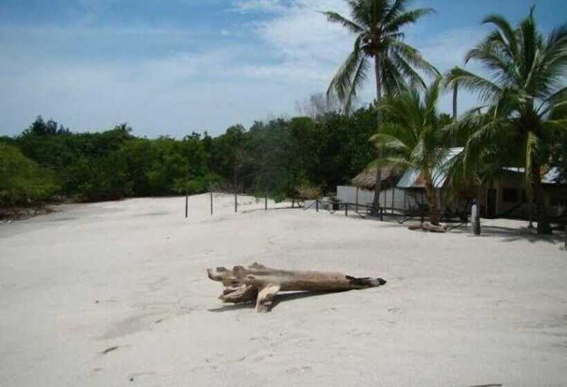 La Perla Del Pacifico   Hostel