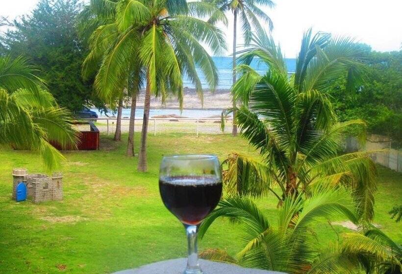 La Perla Del Pacifico   Hostel