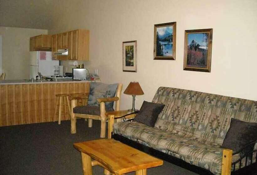 Мотель Mountain Landing Suites & Rv Park