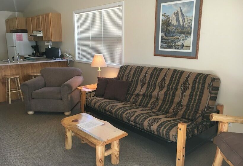 Мотель Mountain Landing Suites & Rv Park