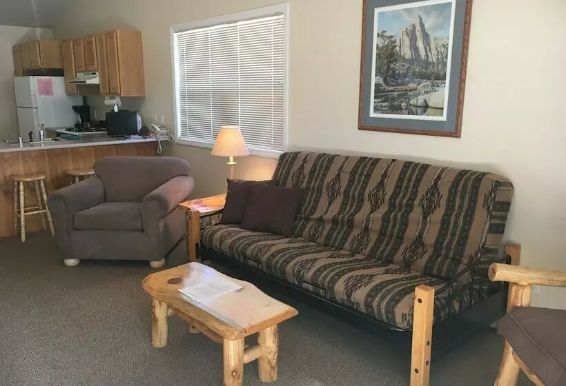 Motelli Mountain Landing Suites & Rv Park