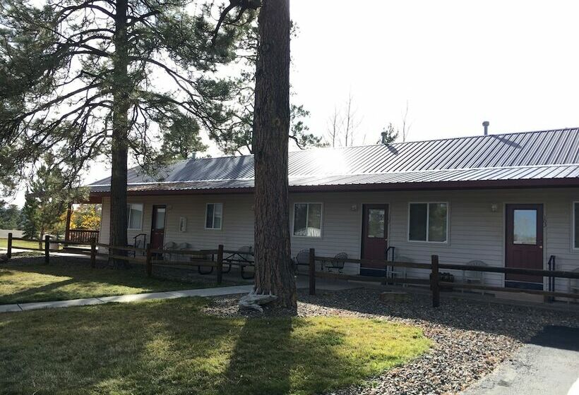 Мотель Mountain Landing Suites & Rv Park