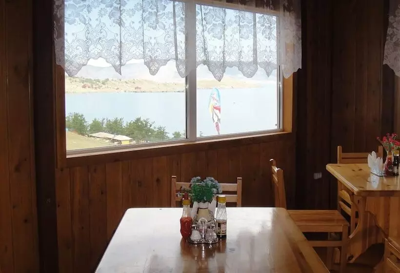 Majatalo Baikal Rainbow