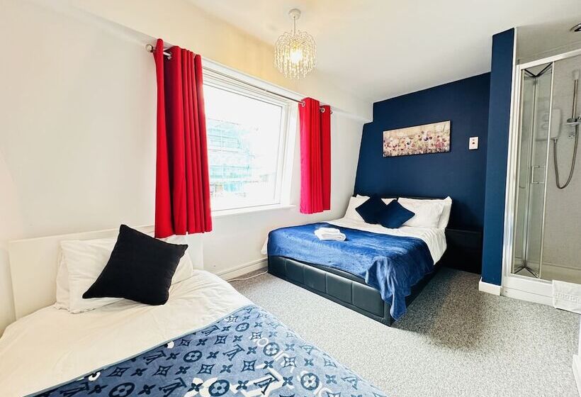 ペンション St Margarets Place Townhouse