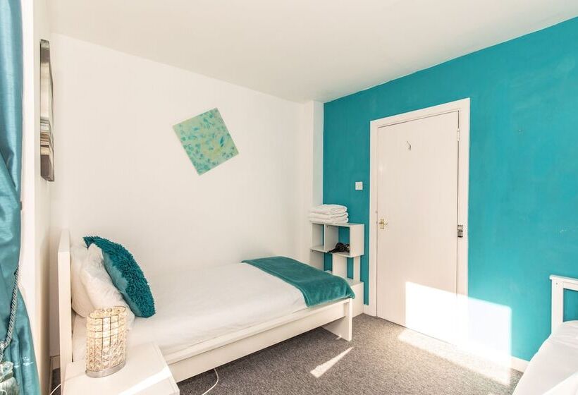 ペンション St Margarets Place Townhouse