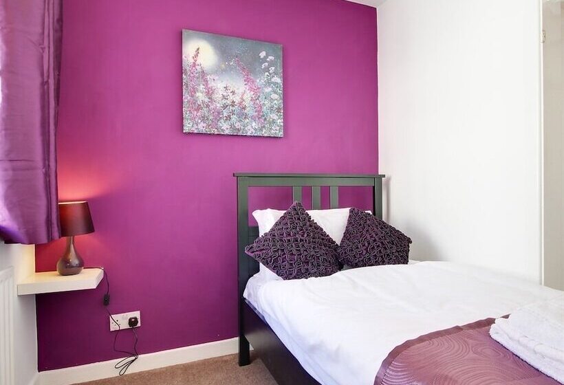 ペンション St Margarets Place Townhouse