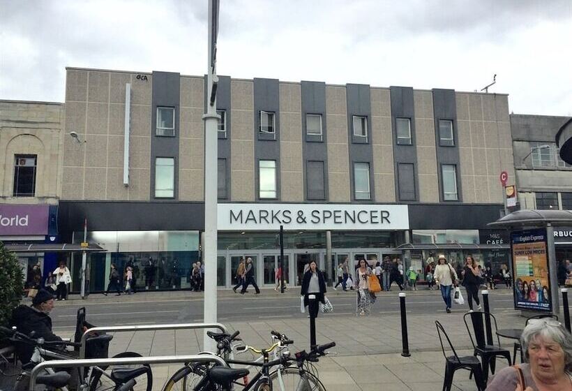 ペンション St Margarets Place Townhouse