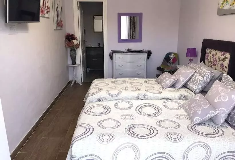 ペンション Villa Paraisos