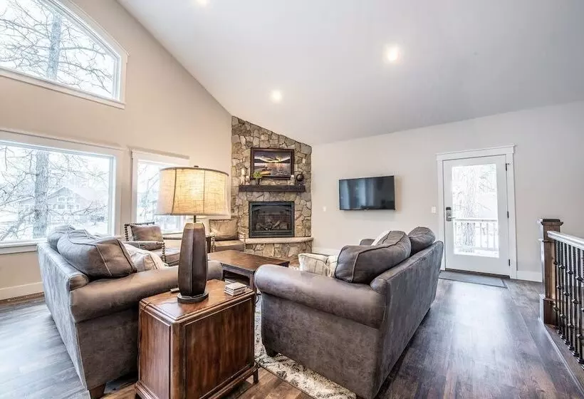 Lomakeskus Grand View Lodge