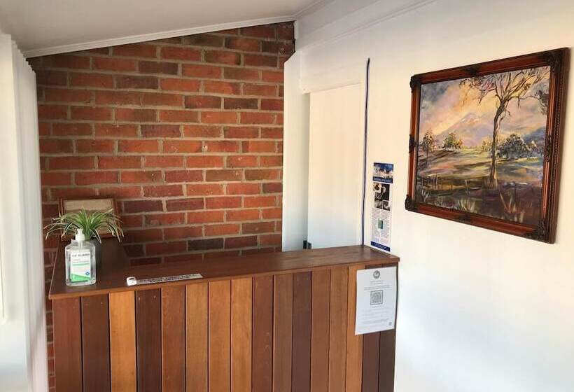 Royal Motel Tenterfield