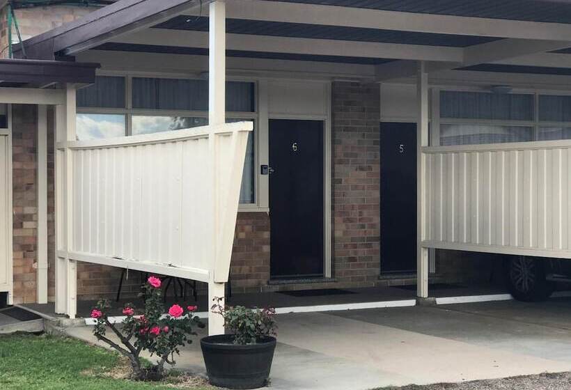 Royal Motel Tenterfield