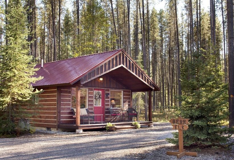 The Reclusive Moose Cabins