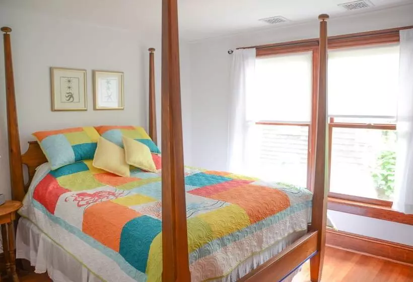 Aamiaismajoitus (B&B) 434 On Main