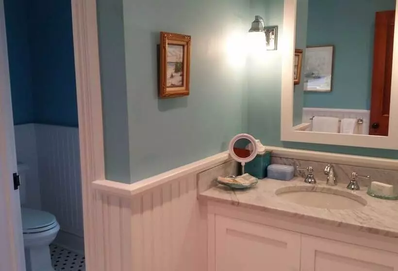 Aamiaismajoitus (B&B) 434 On Main