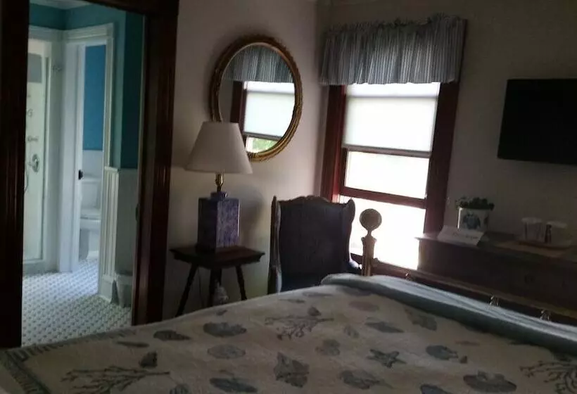 Aamiaismajoitus (B&B) 434 On Main